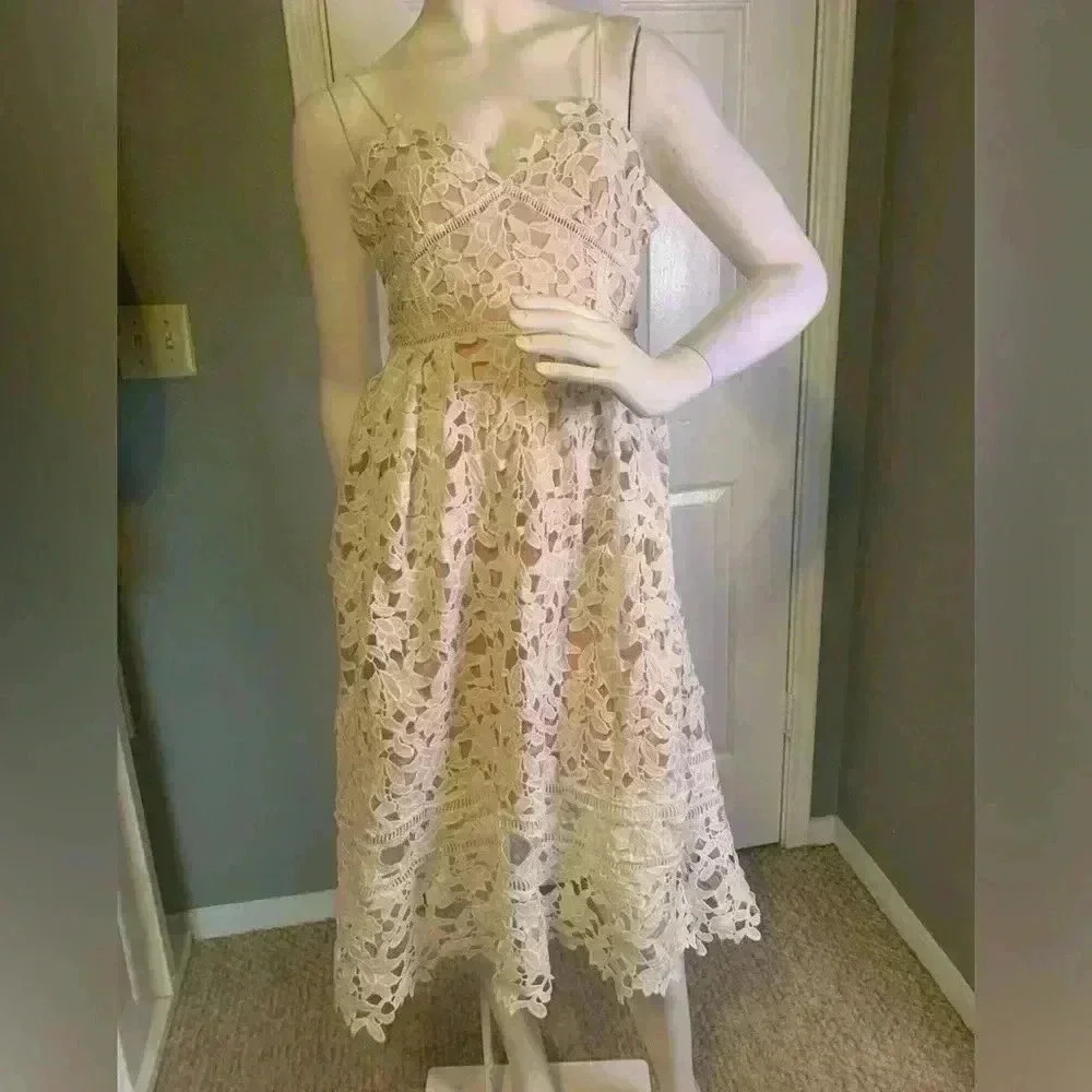 Unbranded Self-Portrait  Lace Midi Dress White Size Small.
